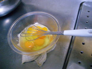 溶き卵を作る
